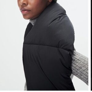 Jeanious company Black Quilted Puffer XL Scarf UNISEX